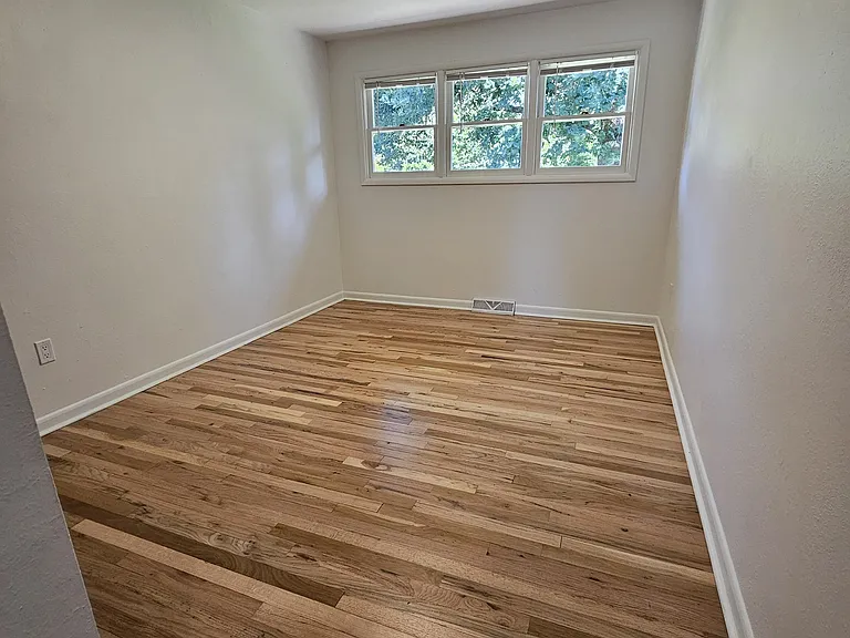 Bedroom #1