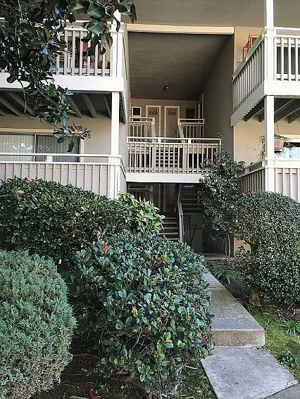 2765 Mauricia Ave #B photo 1
