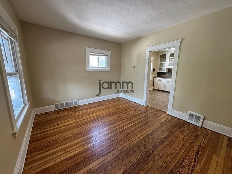 3300 Altoona Rd #4 — Photo 6