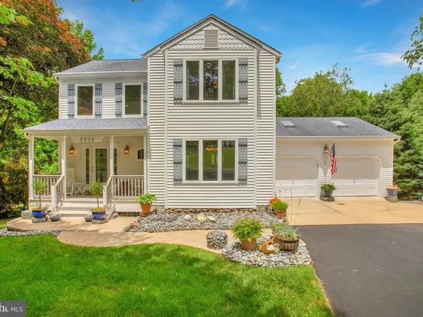 2938 Tartan Ln, Chesapeake Beach, MD 20732