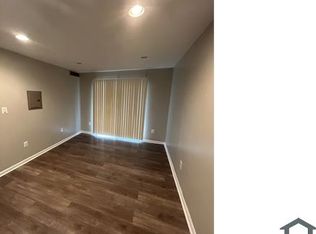 5005 D St SE APT 201, Washington, DC 20019
