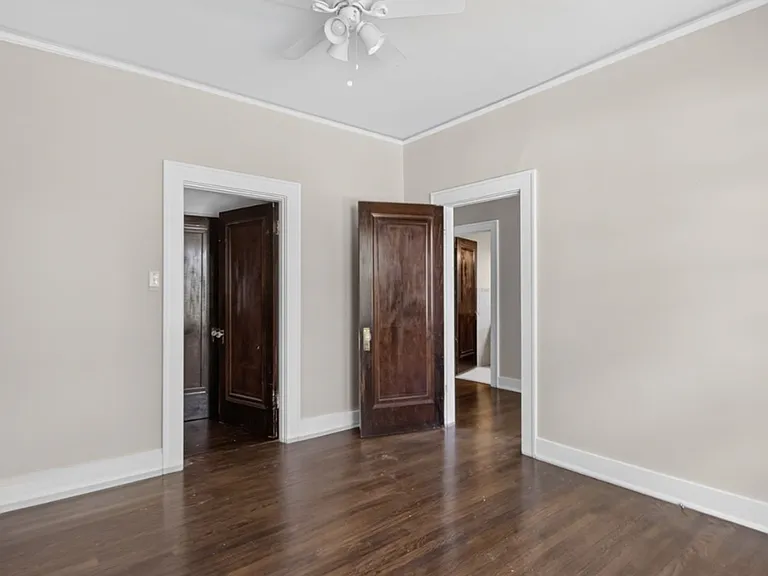 3719 W Markham St — Photo 9