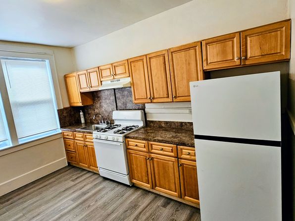 32-34 Halstead St #1