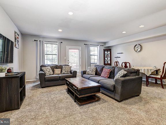 3rd image of 13 Keen Mill Ct