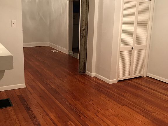 2nd image of 2761 Minot Ave #1