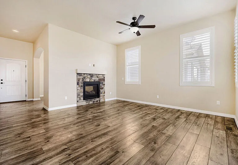 8433 Crooked Branch Ln — Photo 4