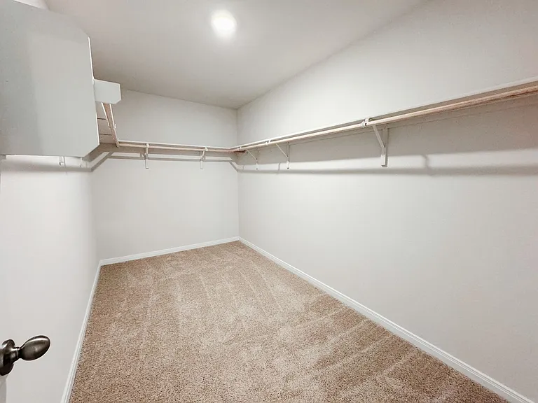 1207 Camden Ln — Photo 17
