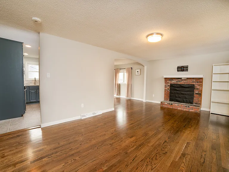 21 E Drumlin Rd — Photo 5
