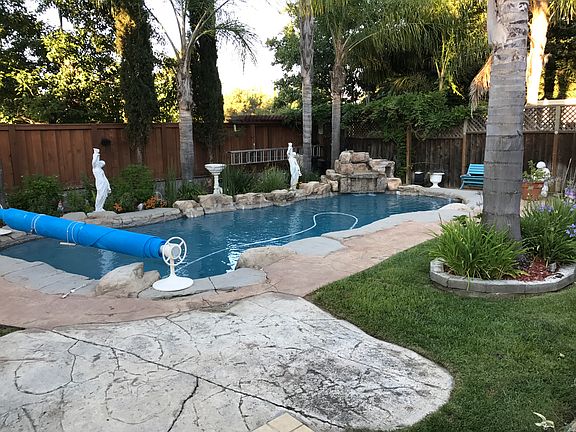 2nd image of 15730 Via Castana
