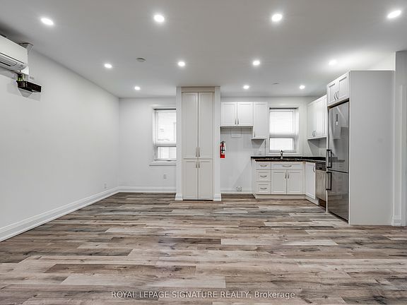 5th image of 421 Danforth Ave #2