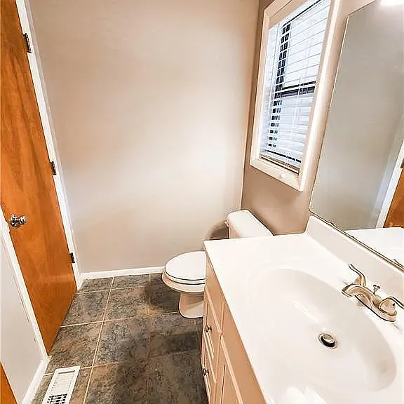 1165 Windham Ct — Photo 13