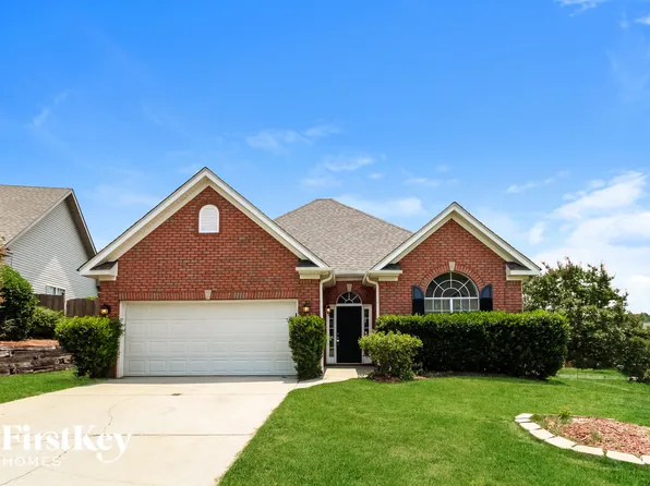 640 Old Cahaba Dr, Helena, AL 35080