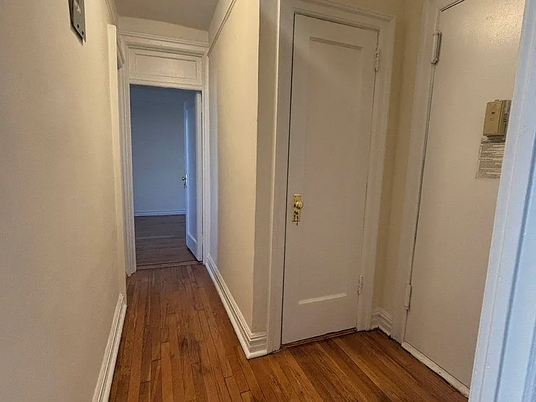 60 Thayer St #6N — Photo 6
