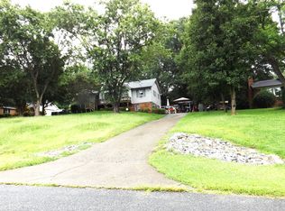 6111 Herinhut Rd, Winston Salem, NC 27127