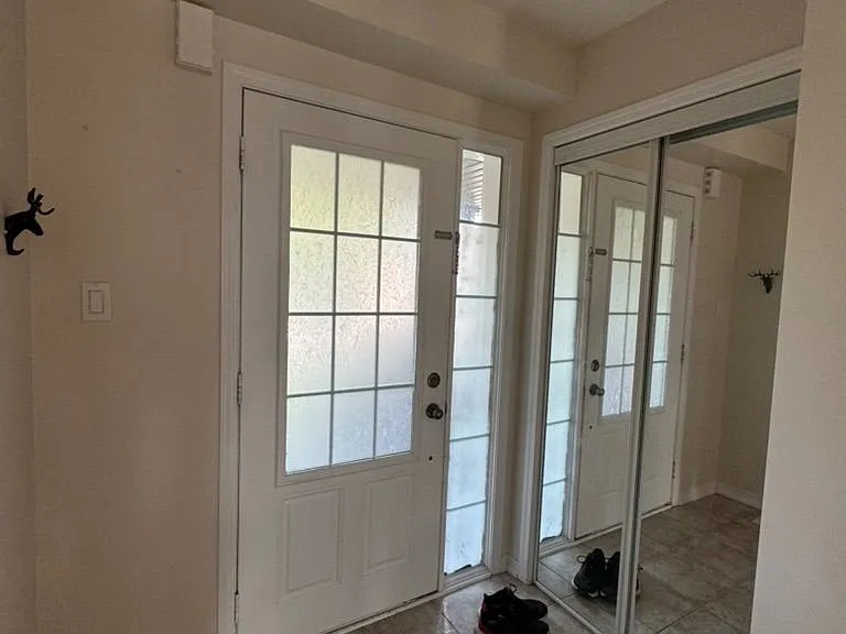 4 Avedisian St — Photo 2