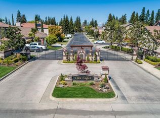 10308 N Sinclair Cir, Fresno, CA