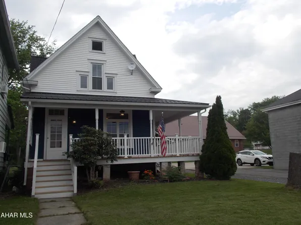 109 W 14th Ave, Altoona, PA 16601