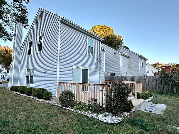 5th image of 458 Springmont Ct