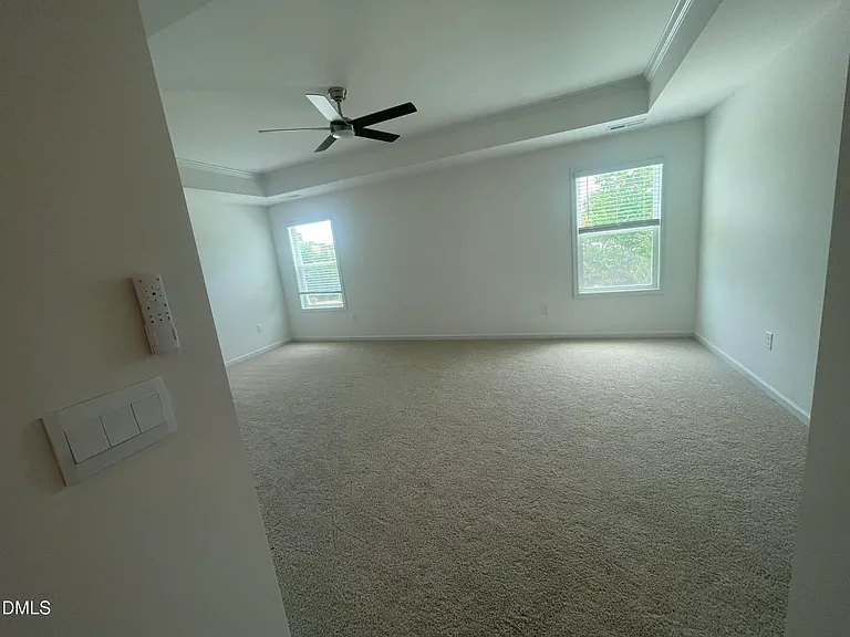 518 Dorset Stream Dr — Photo 31