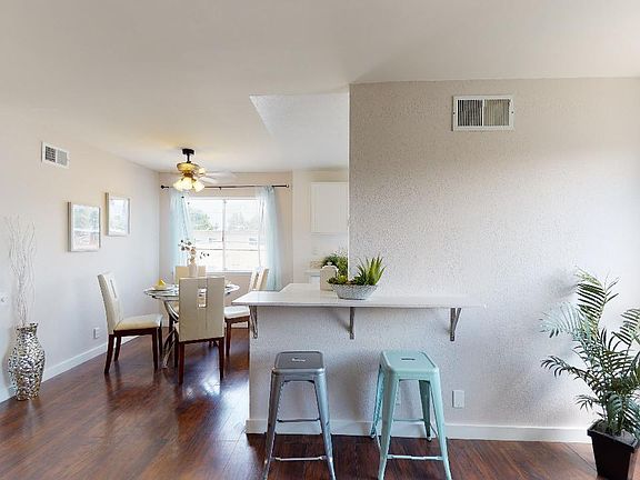2nd image of 1411 McQuesten Dr APT D