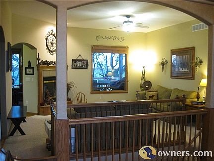 3rd image of 1407 E Summerlyn Dr