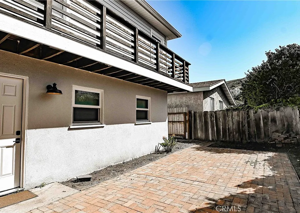 56 Gracia Ave