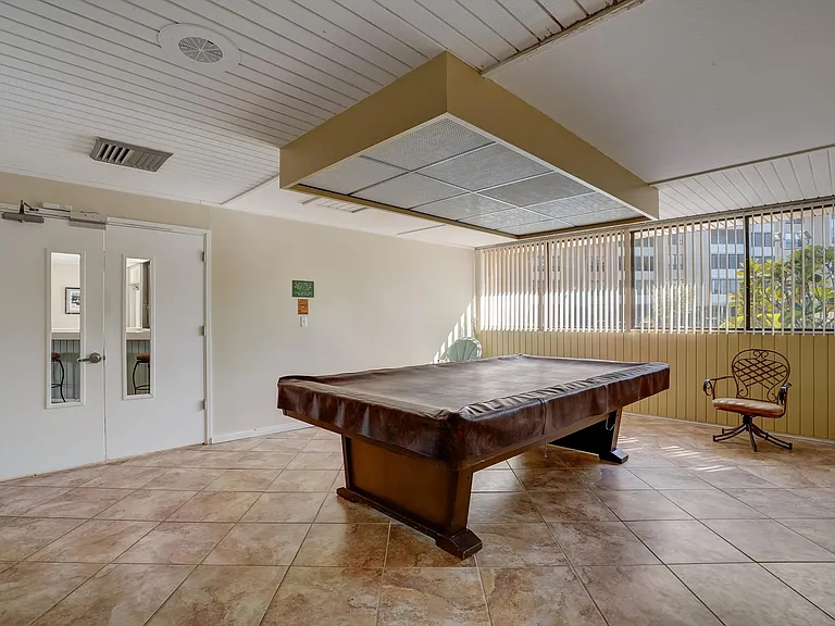 2621 Cove Cay Dr #405 — Photo 24