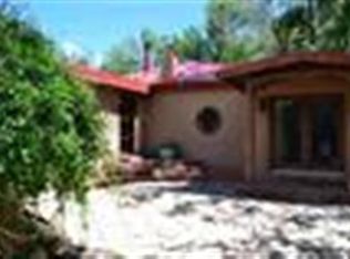 2 Camino Las Cuatas #B, Santa Fe, NM 87506