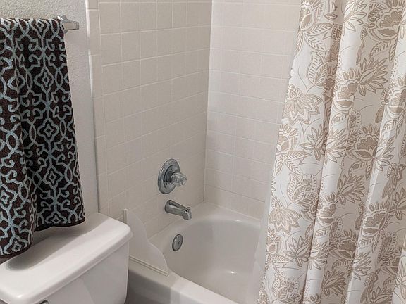 5th image of 8319 Gardenbrook Pl NW