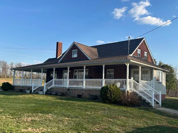 1733 Cherry Hill Rd, Philippi, WV 26416