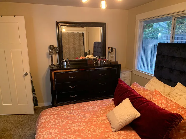 1706 Bertha Ave NW — Photo 13
