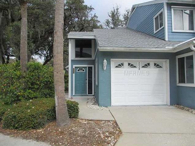 1st image of 2028 Golfview Dr