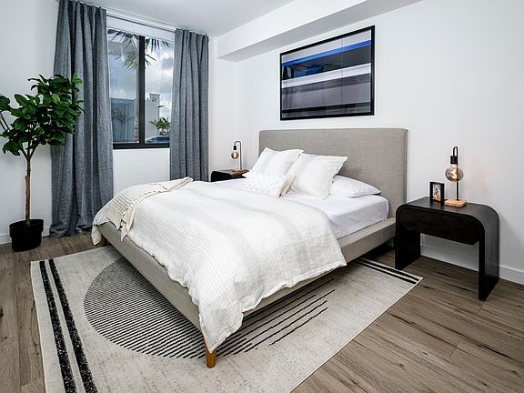 5th image of 7365 W 4th Ave #211