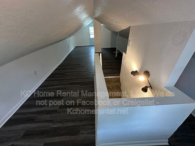 7113 N Highland Ave — Photo 21