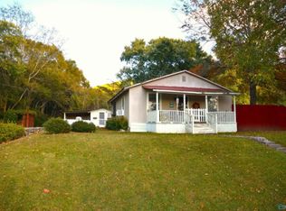140 Happiness Dr, Scottsboro, AL 35768