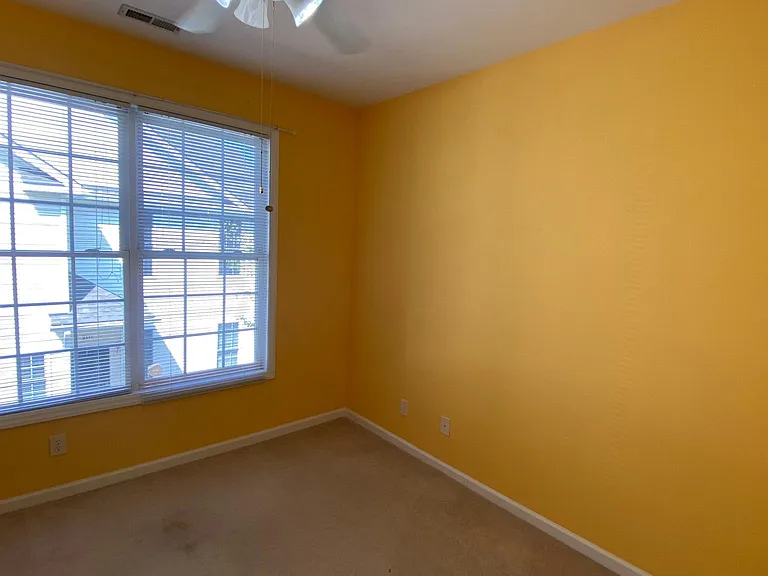 1922 Kudrow Ln — Photo 16
