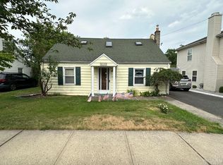 17 N Randolphville Rd, Piscataway, NJ 08854