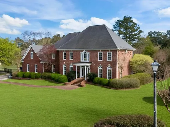 1107 Country Club Drive, Trent Woods, NC 28562