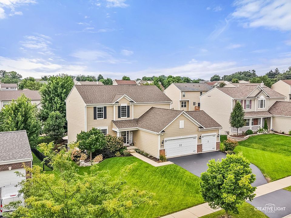 1st image of 180 Chapin Way