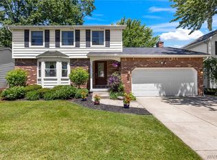 383 Greengage Cir, East Amherst, NY 14051