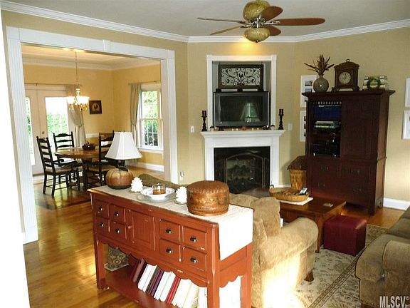 5th image of 2581 Henry Falls Dr