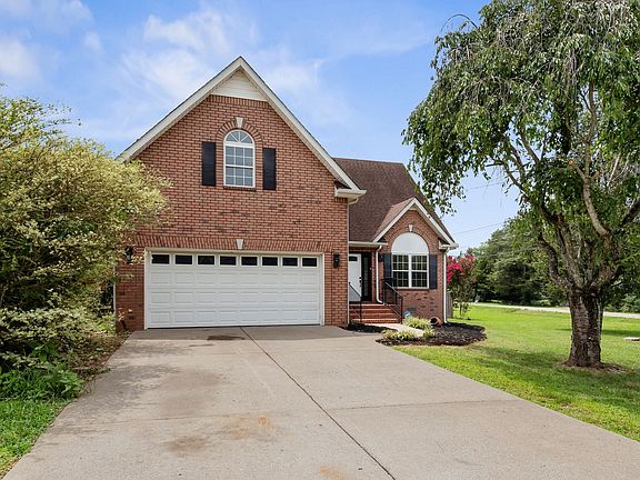 3rd image of 329 Alexis Dr