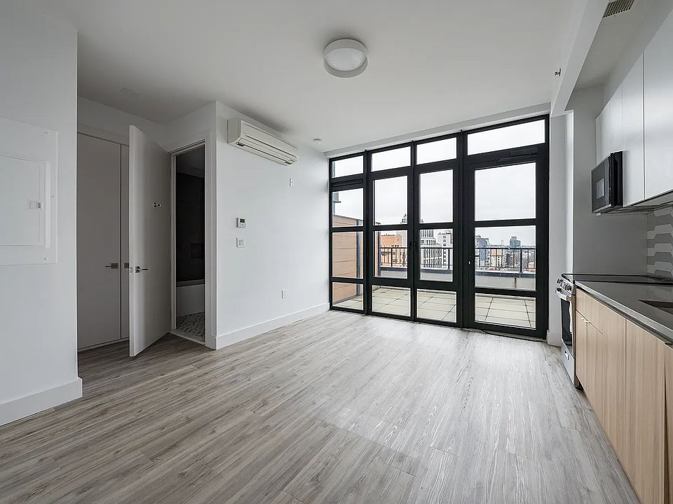 1st image of 584 4th Ave #800
