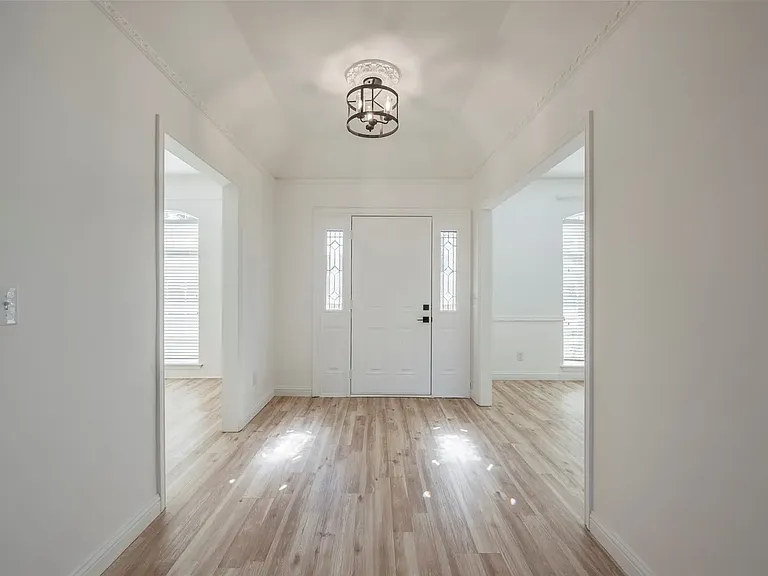 7411 Carta Valley Dr — Photo 24