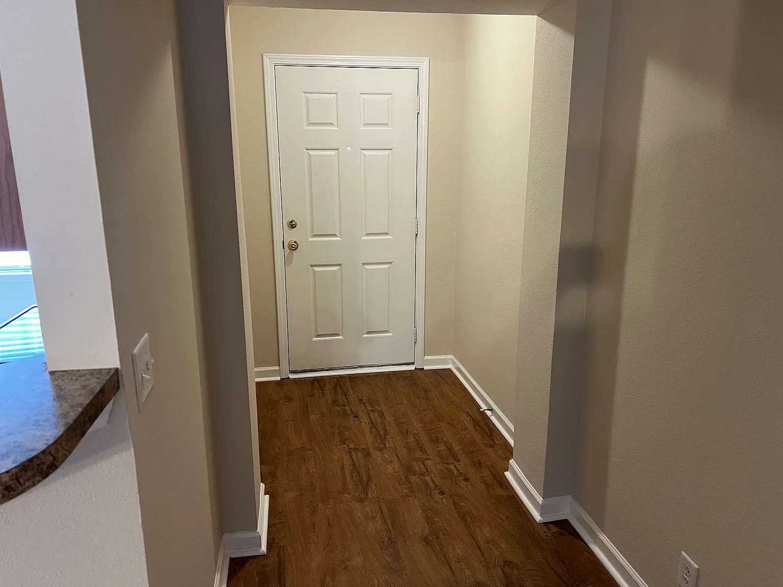 Murfreesboro 3 bed, 2.5 bath townhouse — Photo 2