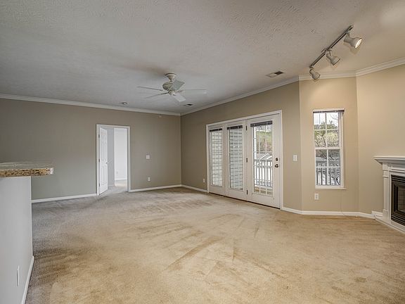 3rd image of 5413 Michelles Oak Ct Unit H