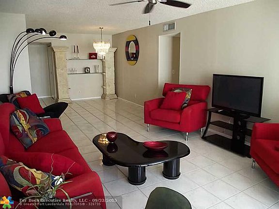 Home For Sale In Quadomain