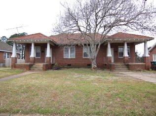 708 Holloway Ave, Greenwood, SC 29646
