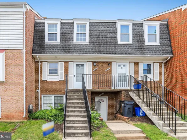 1033 Margate Ct, Sterling, VA 20164