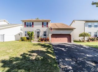 19 Ned Ct, Sewaren, NJ 07077